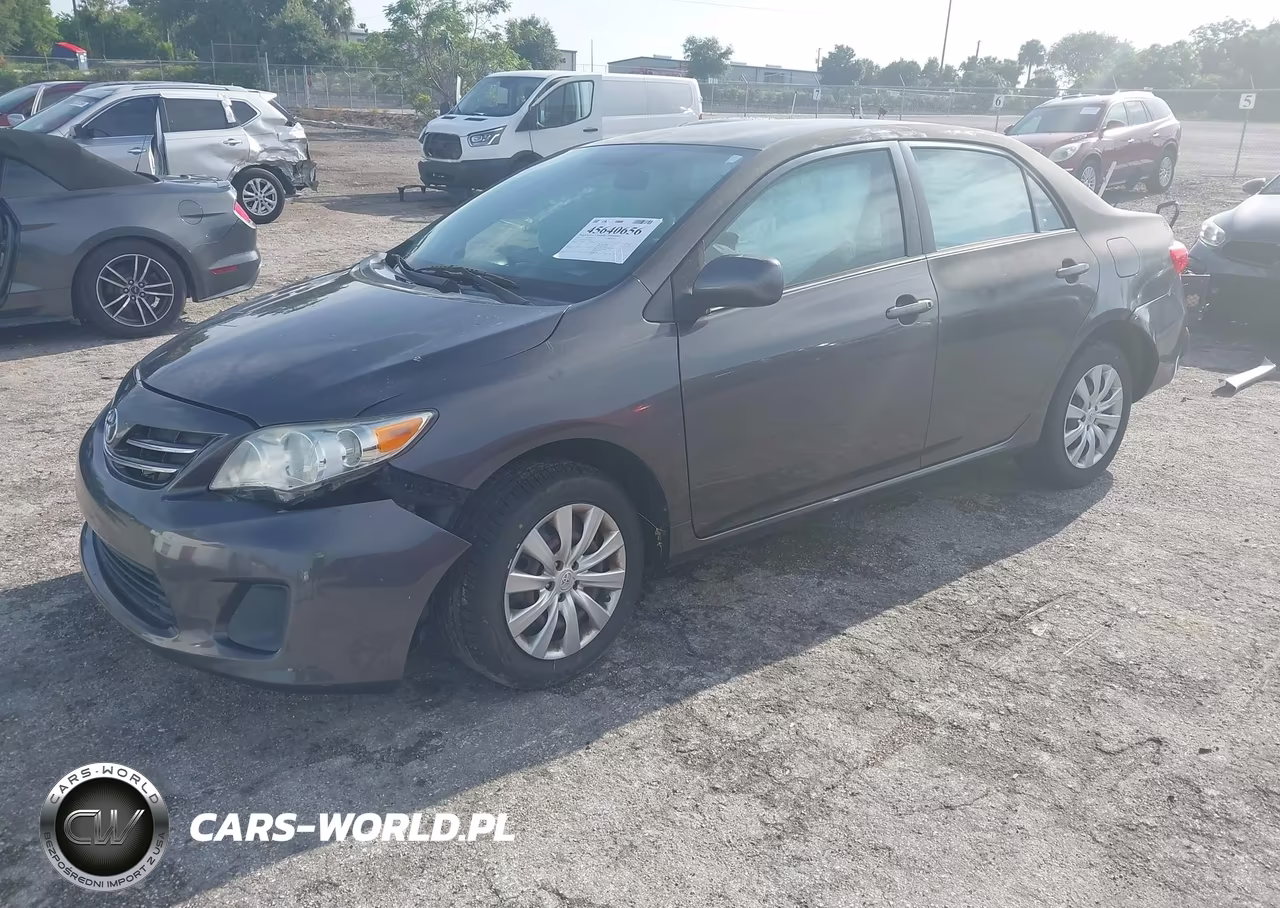 2013 Toyota Corolla Le VIN:5YFBU4EE2DP130480 - 2