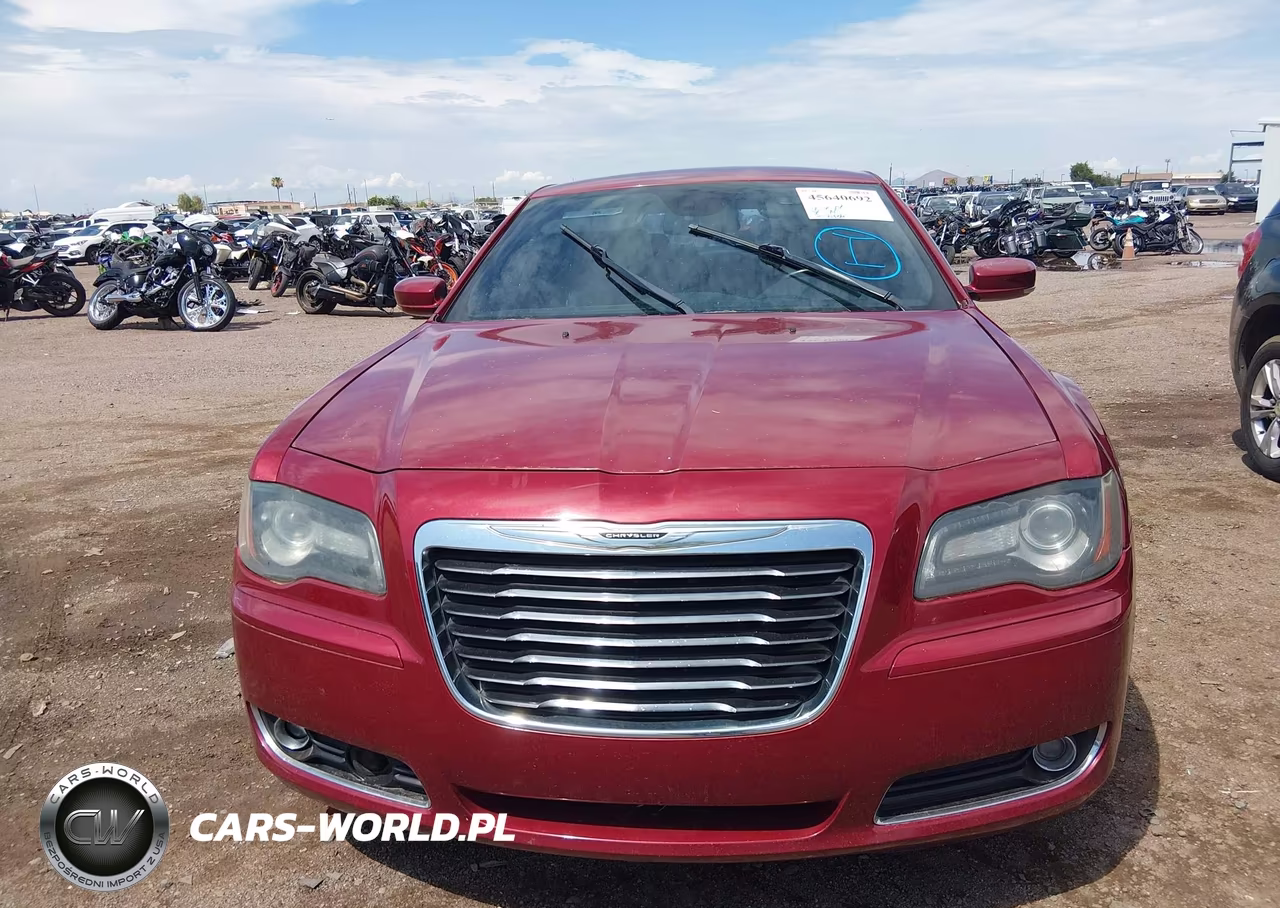 2012 Chrysler 300 S V6 VIN:2C3CCABG0CH140798 - 6