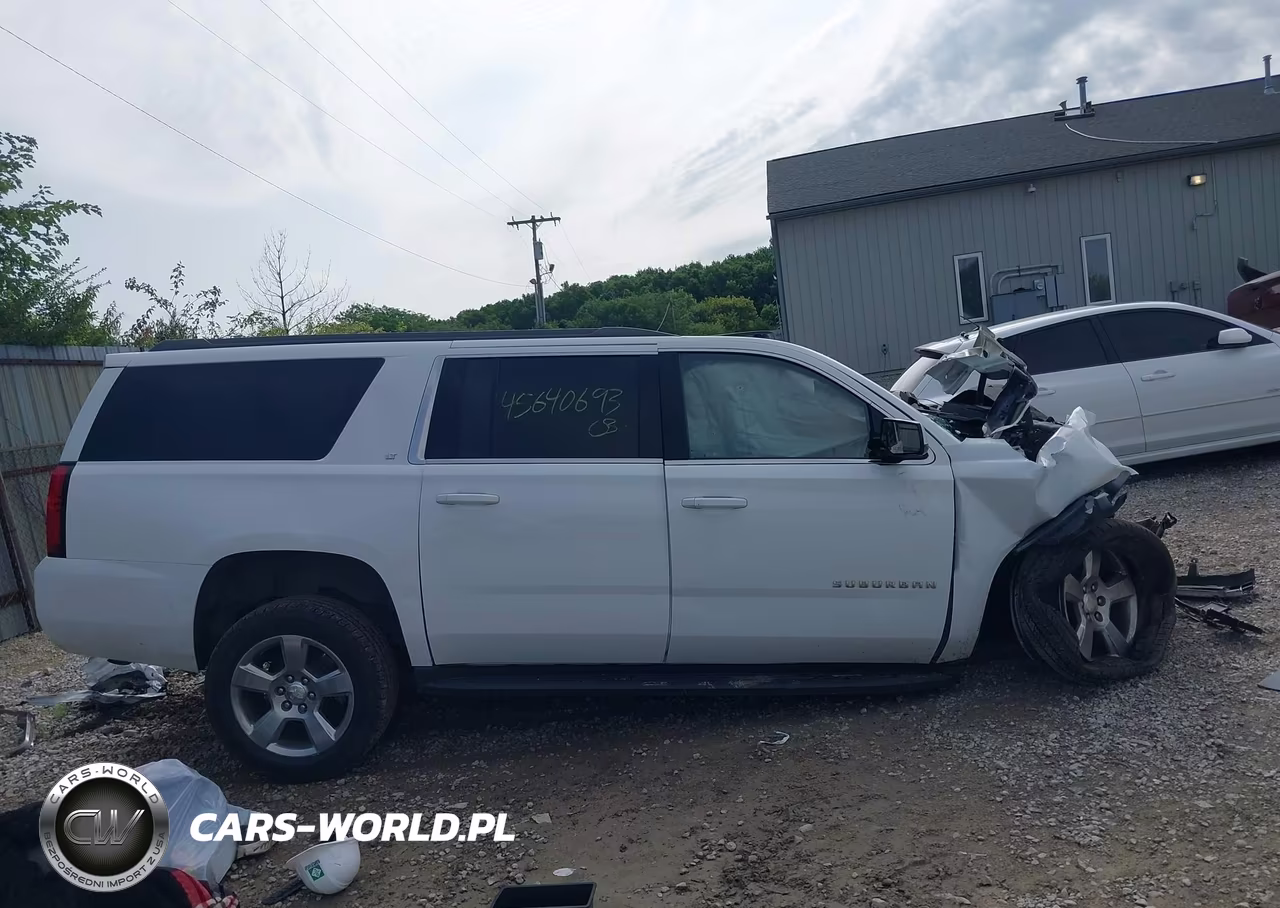 2017 Chevrolet Suburban Lt VIN:1GNSKHKC0HR401037 - 14