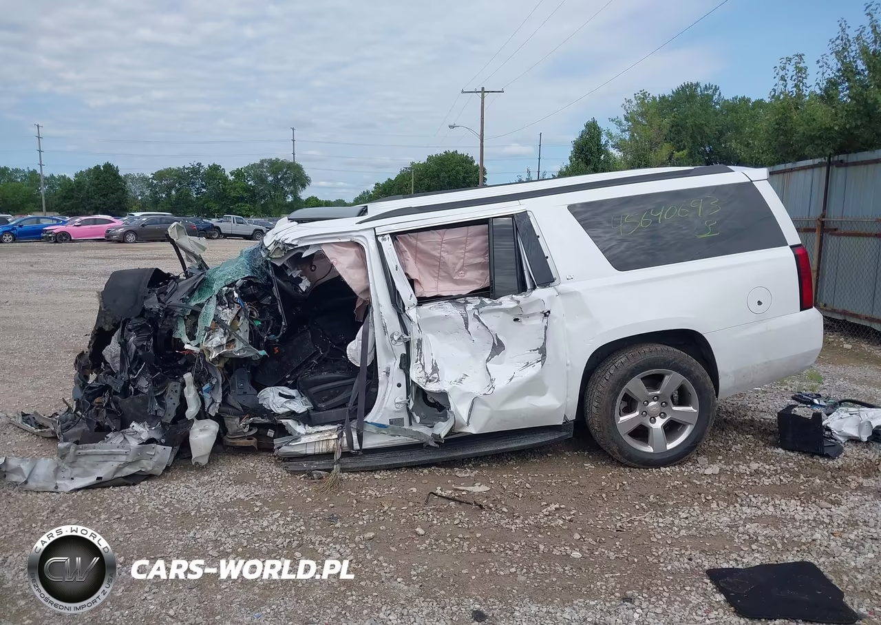 2017 Chevrolet Suburban Lt VIN:1GNSKHKC0HR401037 - 15