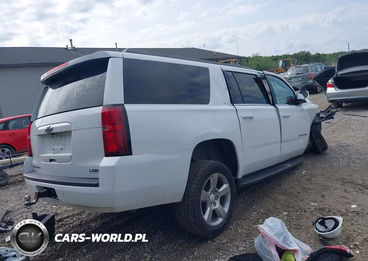 2017 Chevrolet Suburban Lt VIN:1GNSKHKC0HR401037 - 4