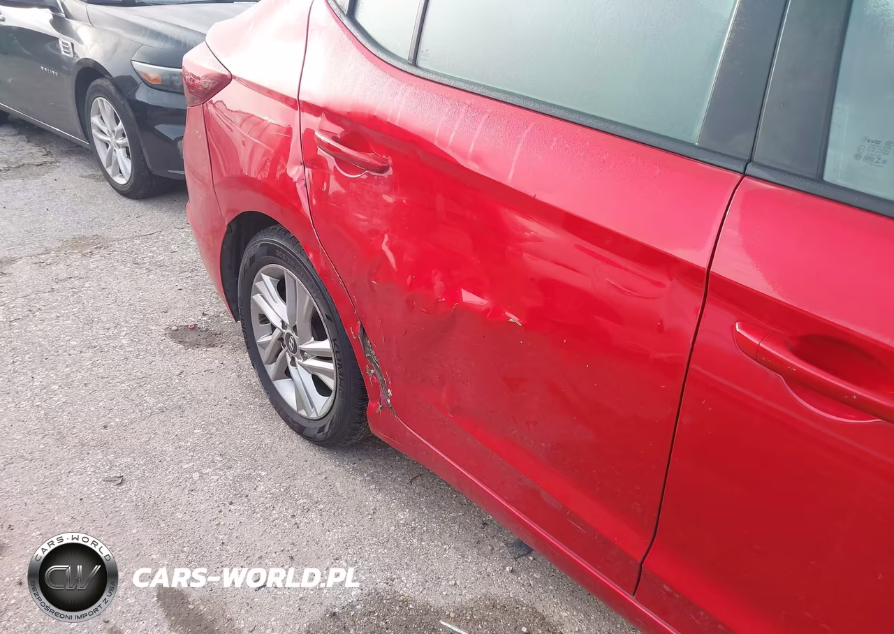 2020 Hyundai Elantra Sel VIN:5NPD84LF9LH554730 - 6