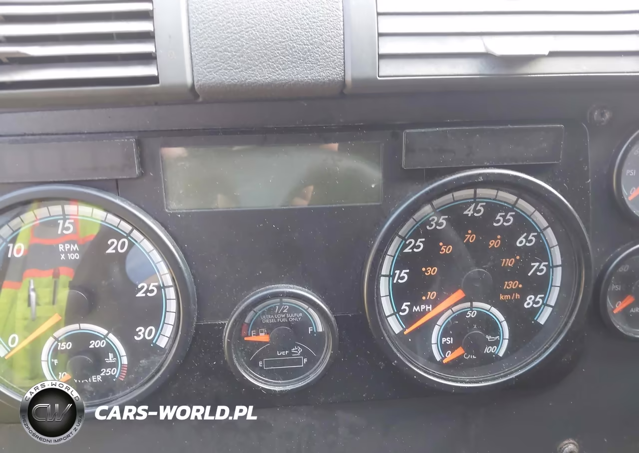 2017 Freightliner Cascadia 125 VIN:1FUJGLDR9HLHP0472 - 14