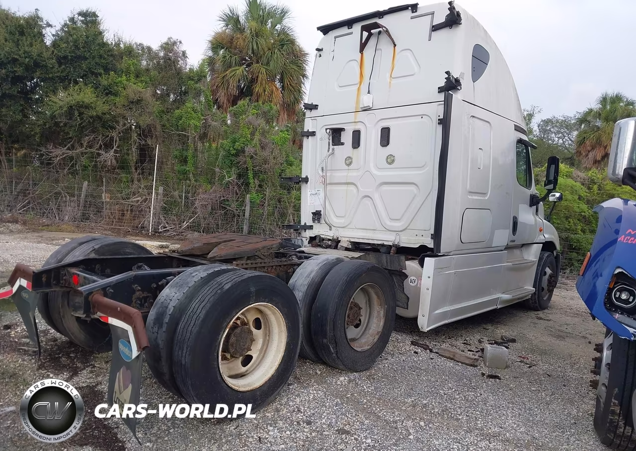 2017 Freightliner Cascadia 125 VIN:1FUJGLDR9HLHP0472 - 4