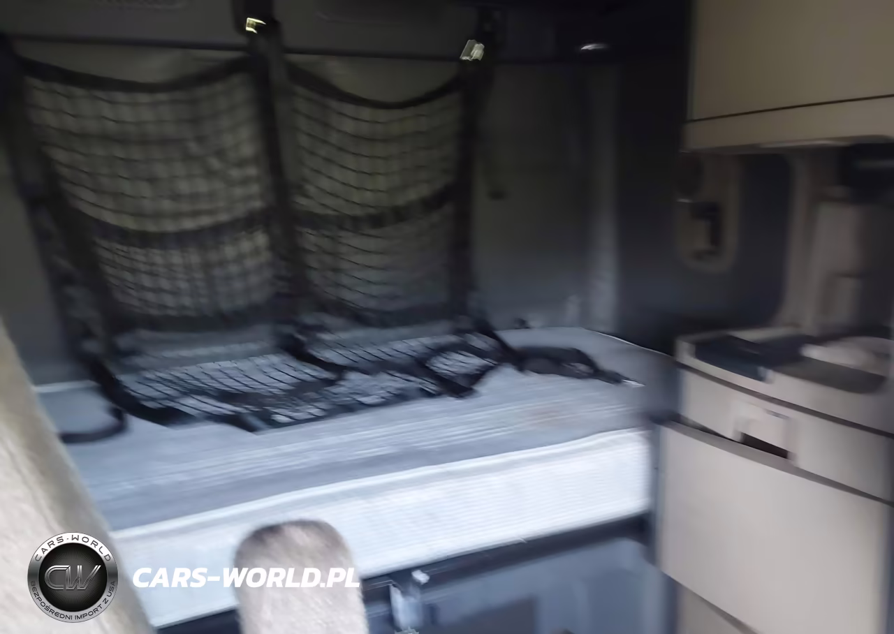 2017 Freightliner Cascadia 125 VIN:1FUJGLDR9HLHP0472 - 8