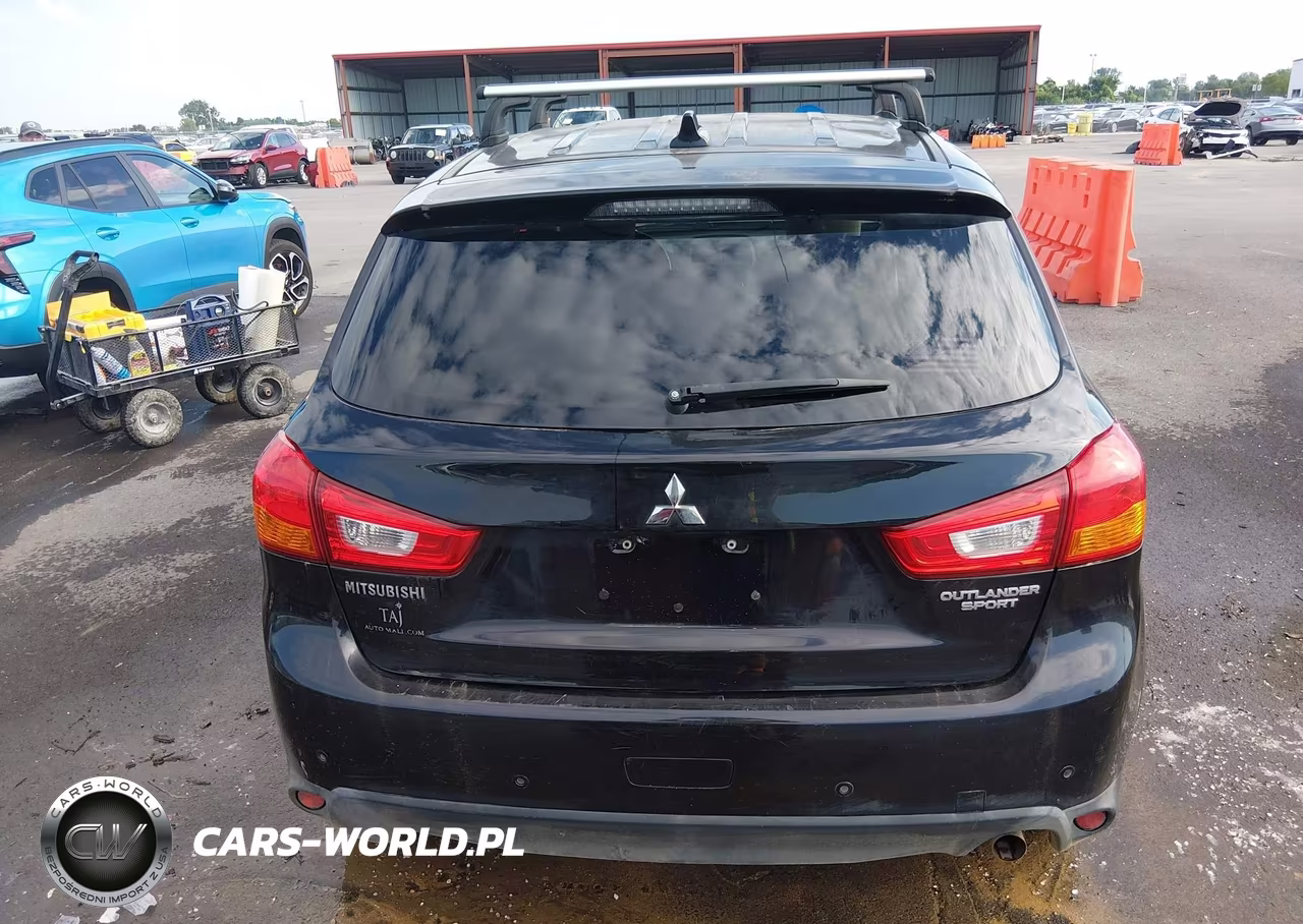 2017 Mitsubishi Outlander Sport 2.0 Le VIN:JA4AP3AU0HZ009771 - 16