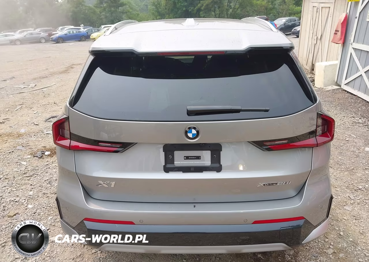 2026 BMW X1 xDrive28I VIN:WBX73EF03T5667116 - 16