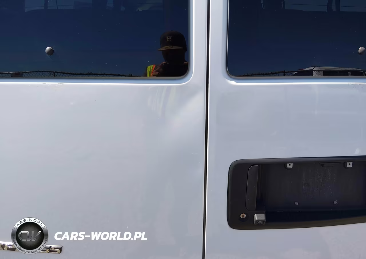 2020 Chevrolet Express Passenger Rwd 3500 Extended Wheelbase Ls VIN:1GAZGNFP9L1266306 - 6