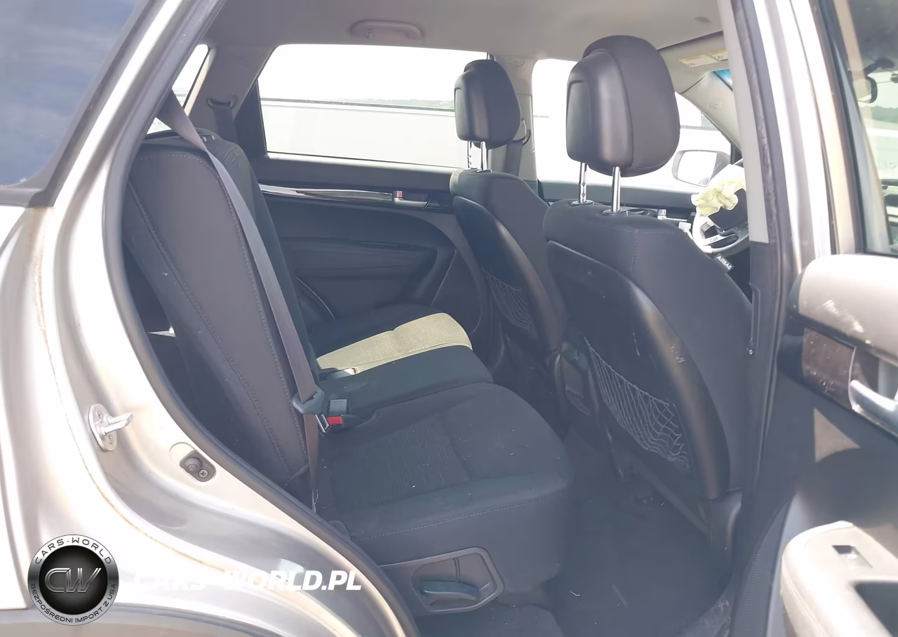 2015 Kia Sorento Lx VIN:5XYKT3A68FG649472 - 8