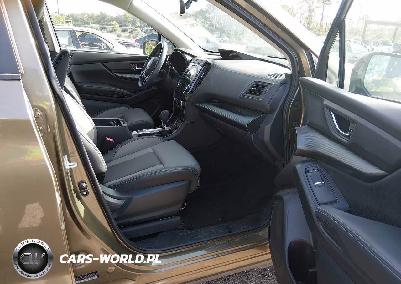 2022 Subaru Ascent Onyx Edition VIN:4S4WMAJD5N3423826 - 5