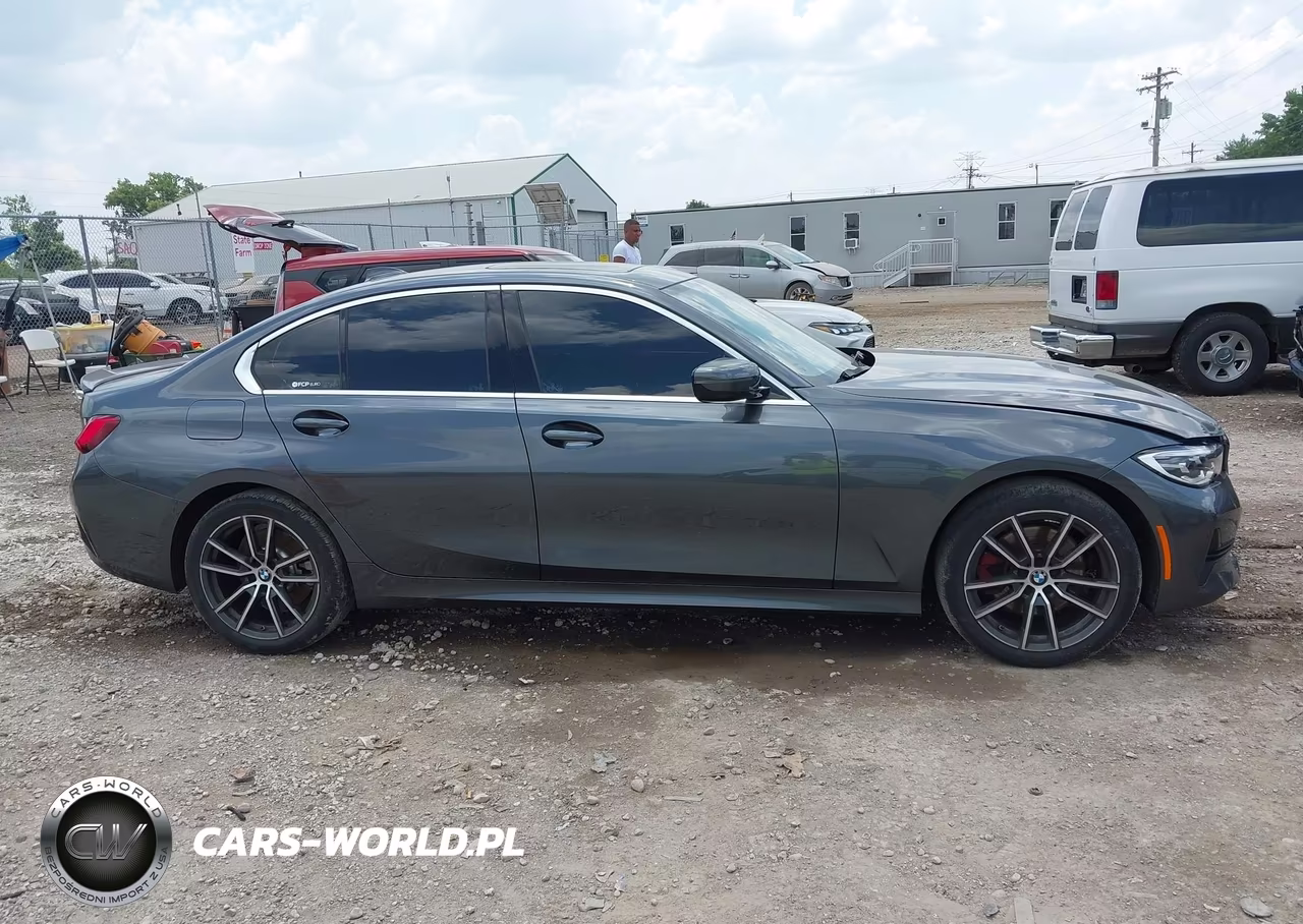 2019 BMW 330I xDrive VIN:WBA5R7C5XKFH05724 - 14