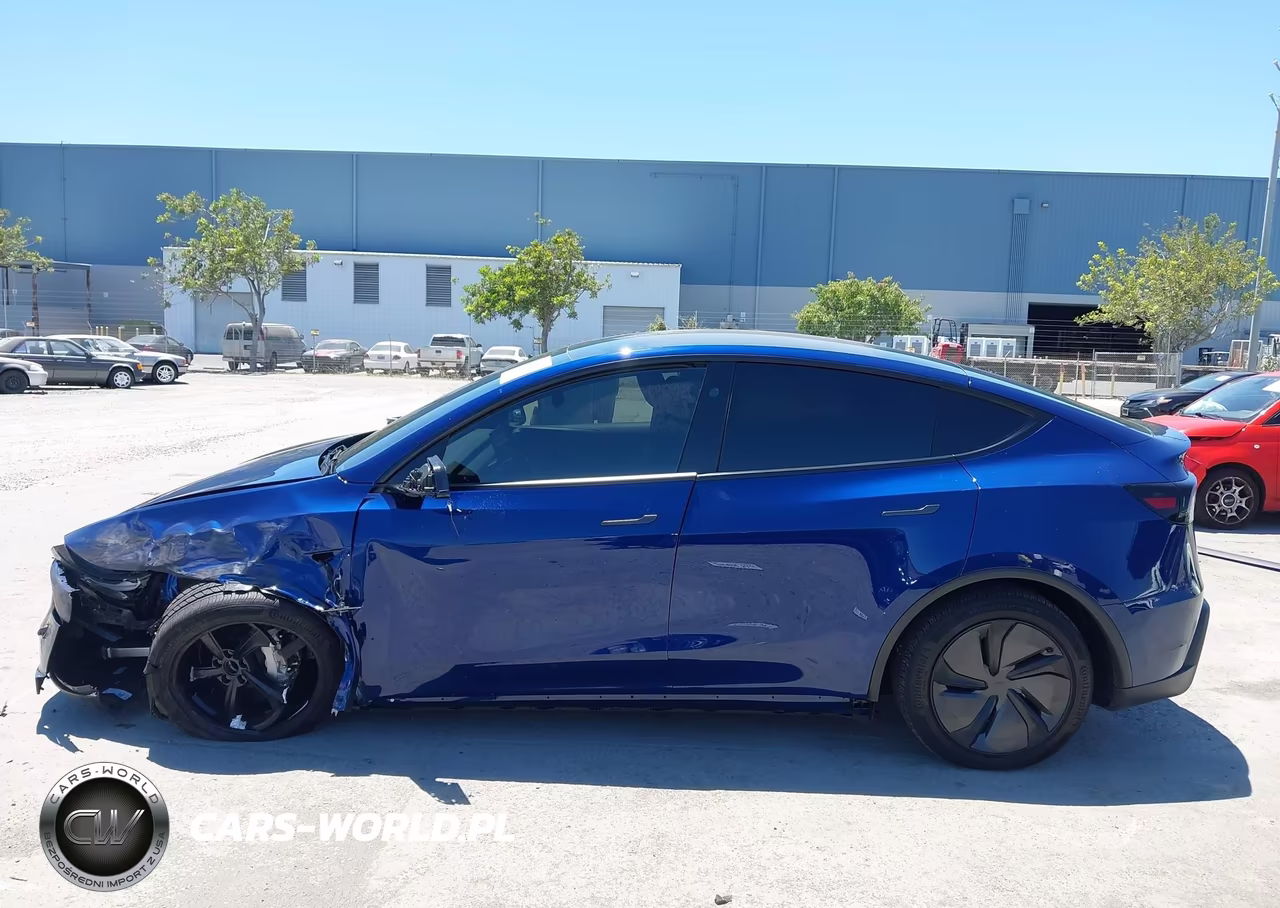 2026 Tesla Model Y Premium Rear-Wheel Drive-Rear-Wheel Drive VIN:7SAYGDED0TF609275 - 14