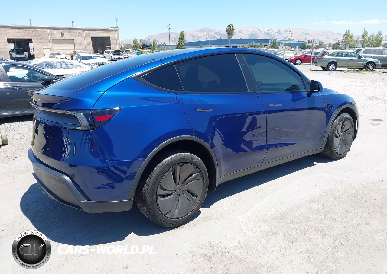 2026 Tesla Model Y Premium Rear-Wheel Drive-Rear-Wheel Drive VIN:7SAYGDED0TF609275 - 4