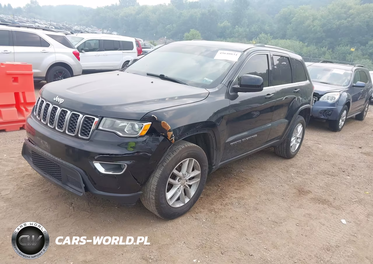 2018 Jeep Grand Cherokee Laredo E 4X4 VIN:1C4RJFAG2JC236832 - 2