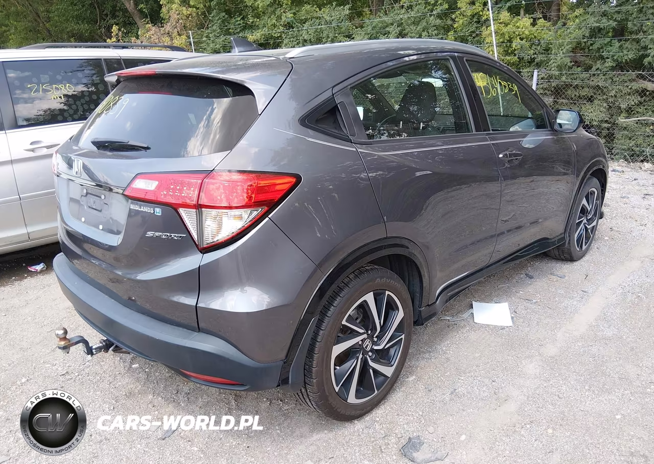 2019 Honda Hr-V Sport VIN:3CZRU6H15KG711875 - 4
