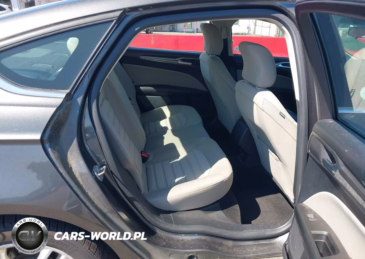 2018 Ford Fusion Hybrid S VIN:3FA6P0UU1JR141881 - 8
