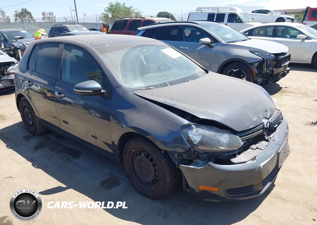 2014 Volkswagen Golf 2.5L (A6) (No Longer Orderable)