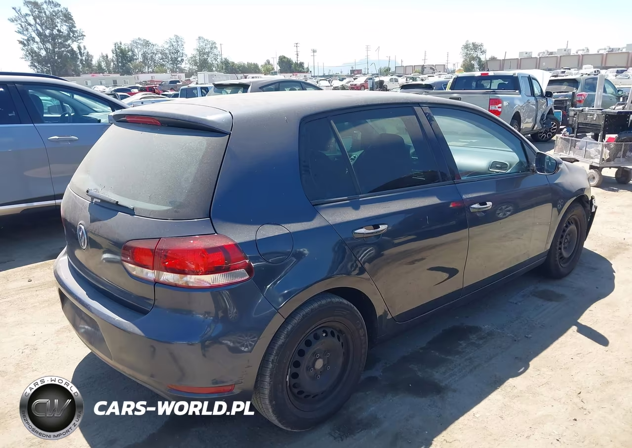 2014 Volkswagen Golf 2.5L (A6) (No Longer Orderable) VIN:WVWDB7AJ8EW011988 - 4