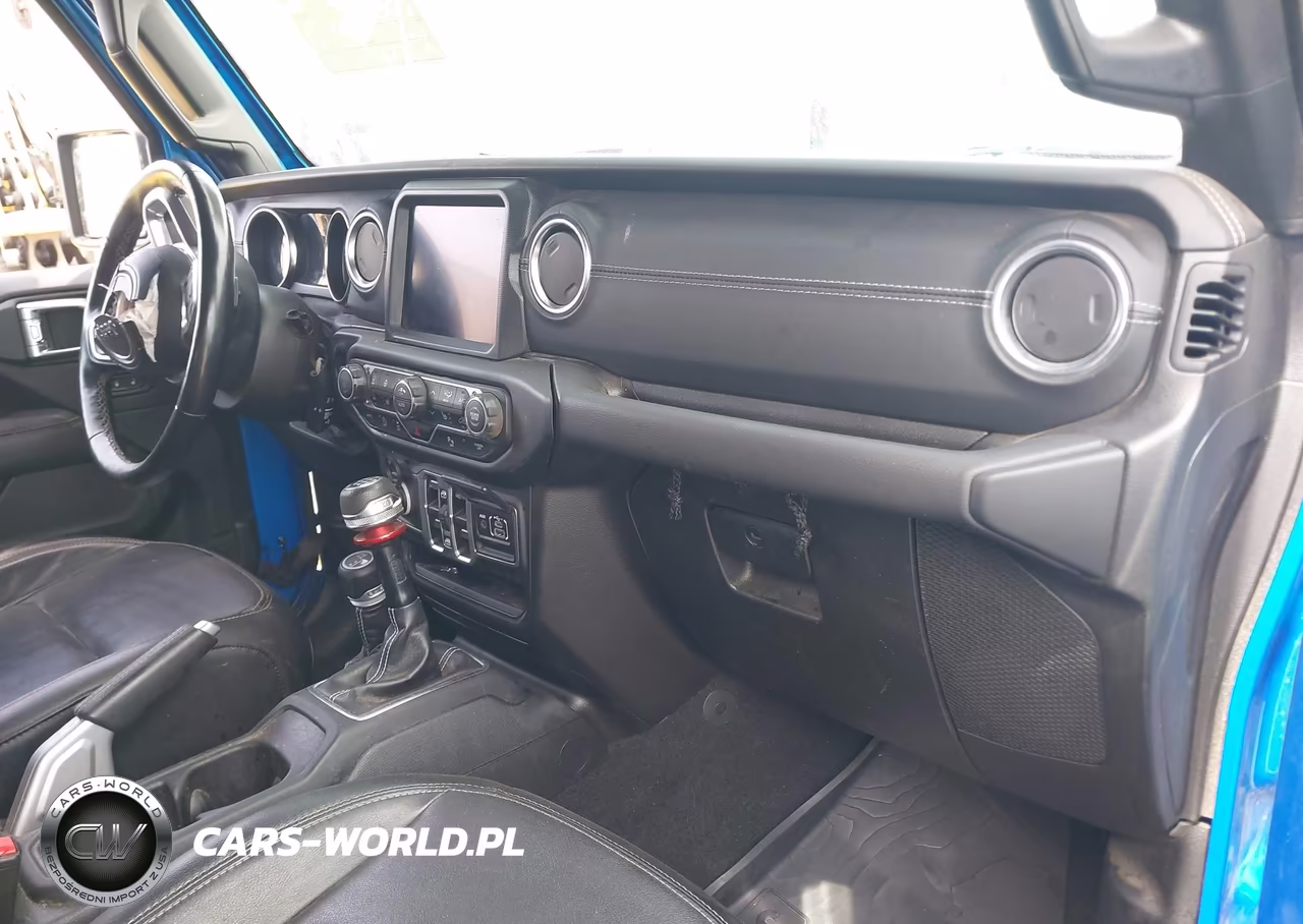 2021 Jeep Wrangler Unlimited Sahara 4X4 VIN:1C4HJXEG9MW845057 - 5