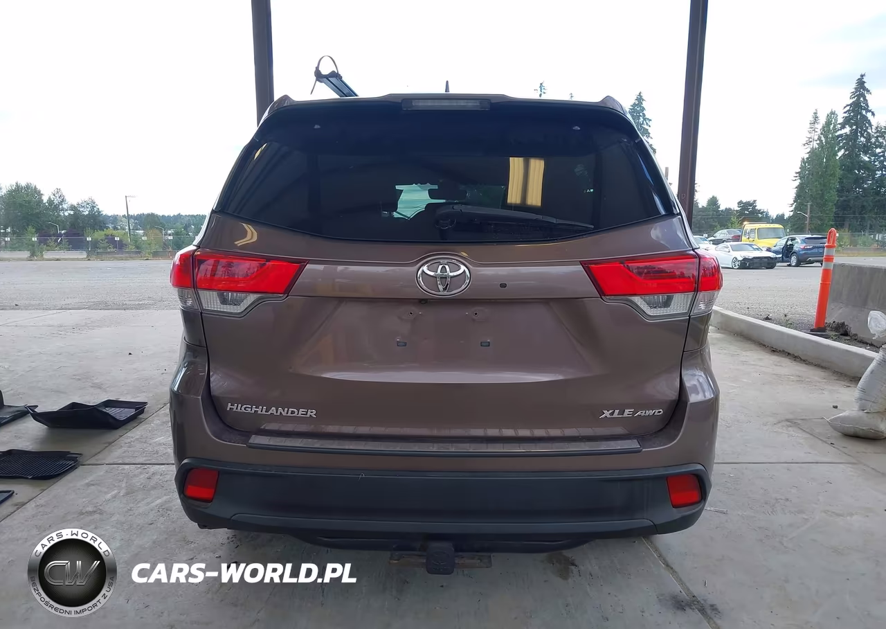 2017 Toyota Highlander Xle VIN:5TDJZRFH0HS374600 - 16