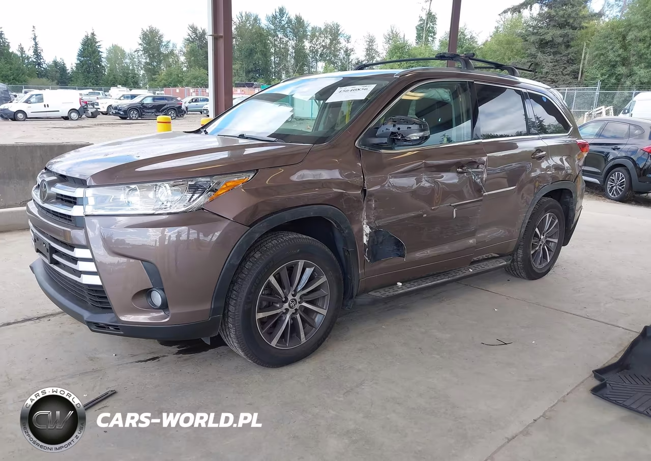 2017 Toyota Highlander Xle VIN:5TDJZRFH0HS374600 - 2
