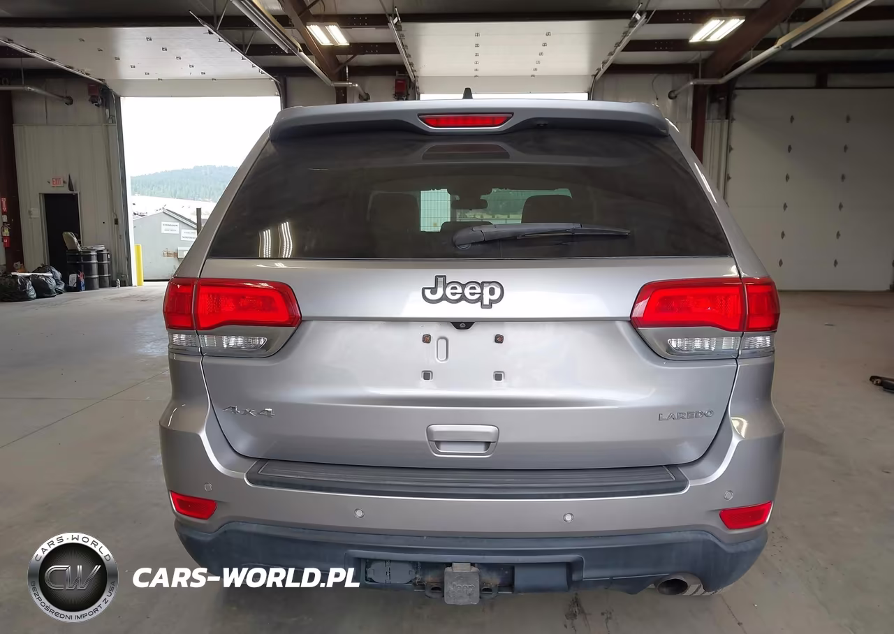 2018 Jeep Grand Cherokee Laredo E 4X4 VIN:1C4RJFAG2JC398752 - 16