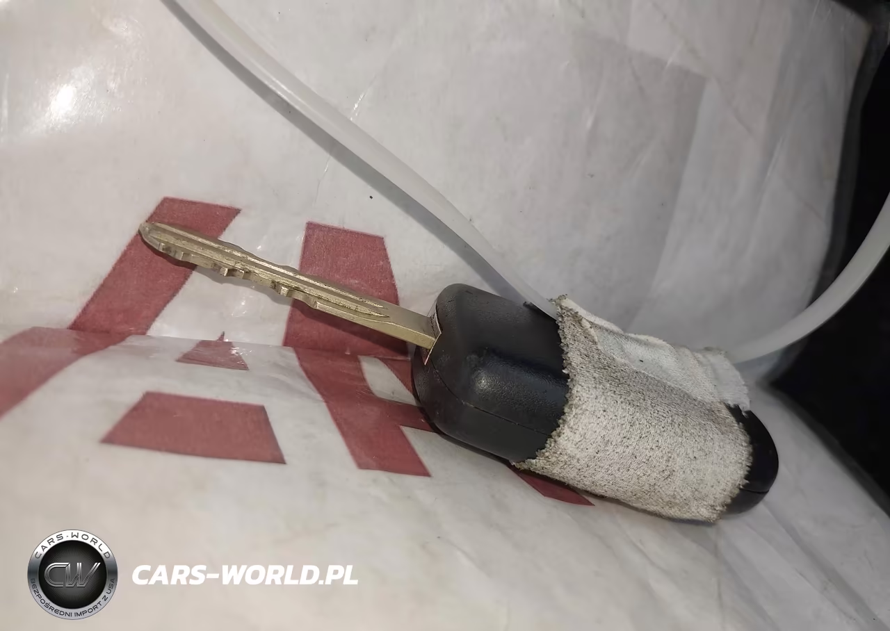 2008 Nissan Versa 1.8 S VIN:3N1BC11E48L364956 - 11