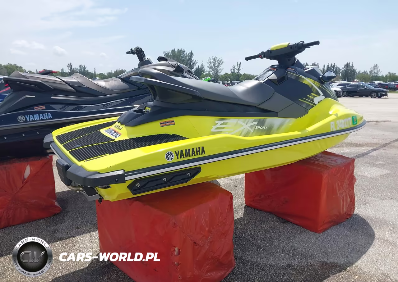 2023 Yamaha Waverunner VIN:YAMA2288G323 - 4