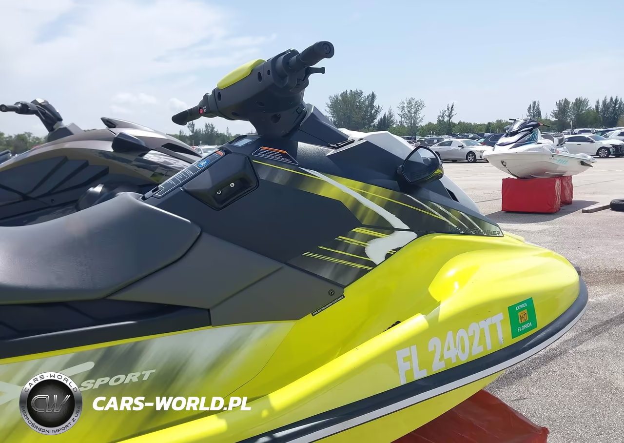 2023 Yamaha Waverunner VIN:YAMA2288G323 - 5