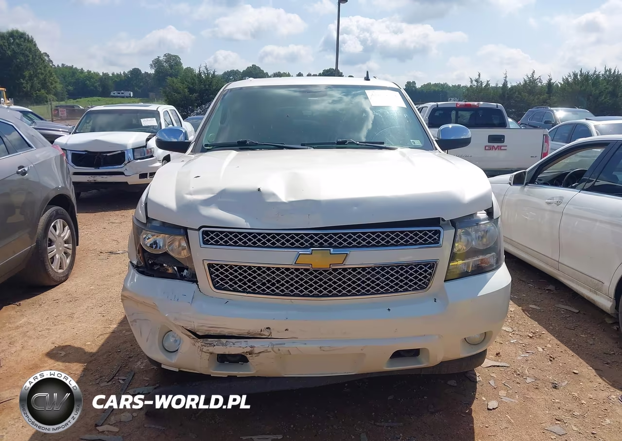 2008 Chevrolet Suburban 1500 Ltz VIN:1GNFK16338R240816 - 11