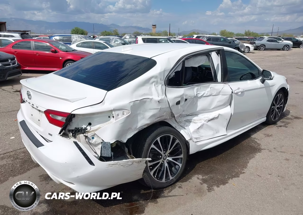 2019 Toyota Camry Se VIN:4T1B11HK4KU200792 - 4