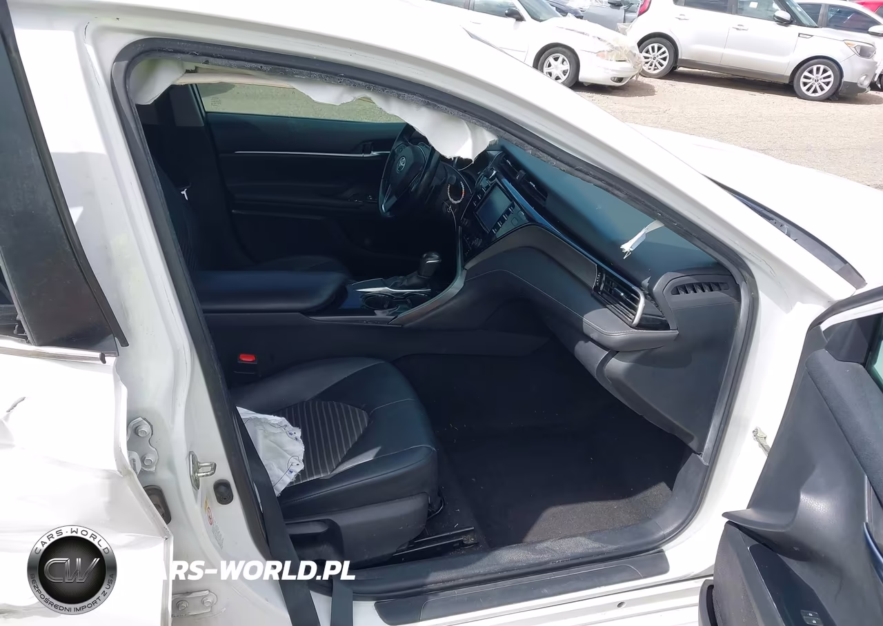 2019 Toyota Camry Se VIN:4T1B11HK4KU200792 - 5