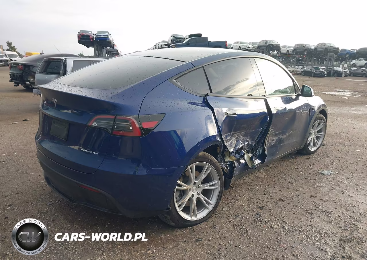 2023 Tesla Model Y Awd-Long Range Dual Motor All-Wheel Drive VIN:7SAYGDEE0PA060317 - 4