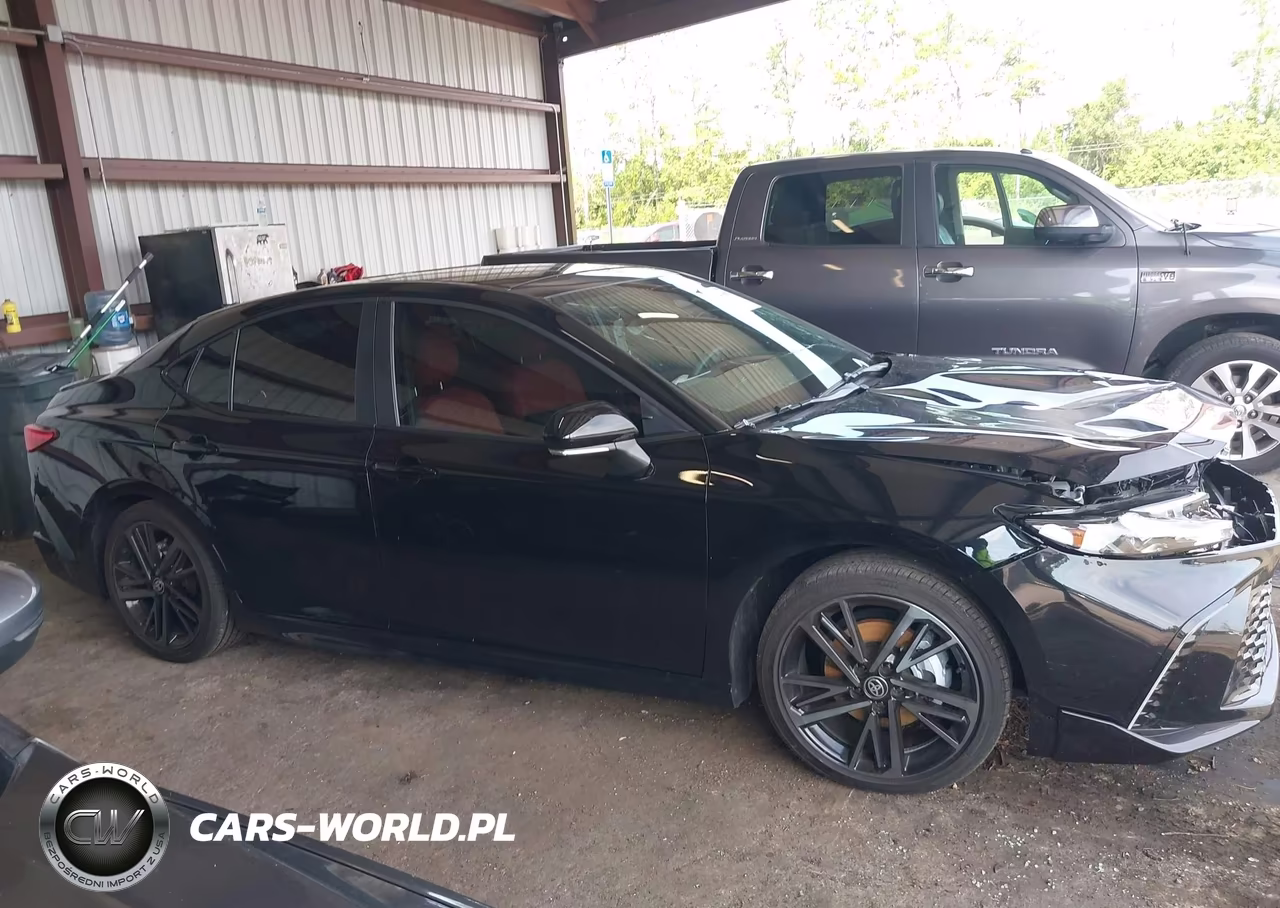 2025 Toyota Camry Xse VIN:4T1DAACK0SU633042 - 13