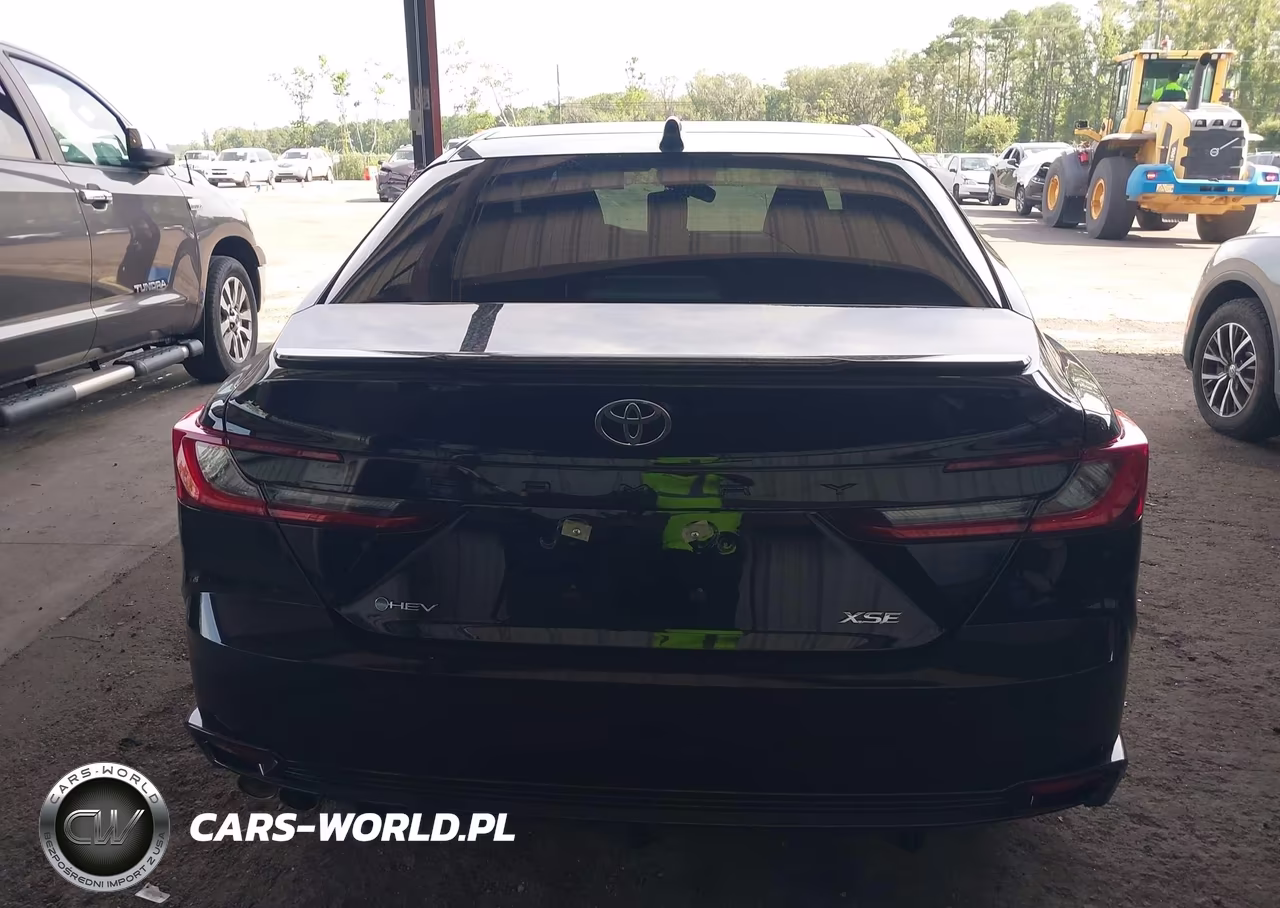 2025 Toyota Camry Xse VIN:4T1DAACK0SU633042 - 16