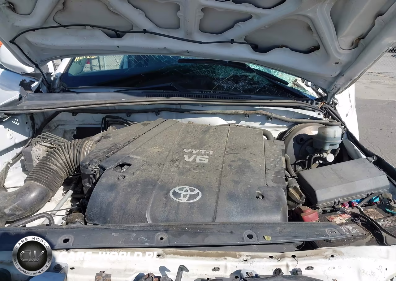2011 Toyota Tacoma Prerunner V6 VIN:3TMKU4HN3BM028220 - 10