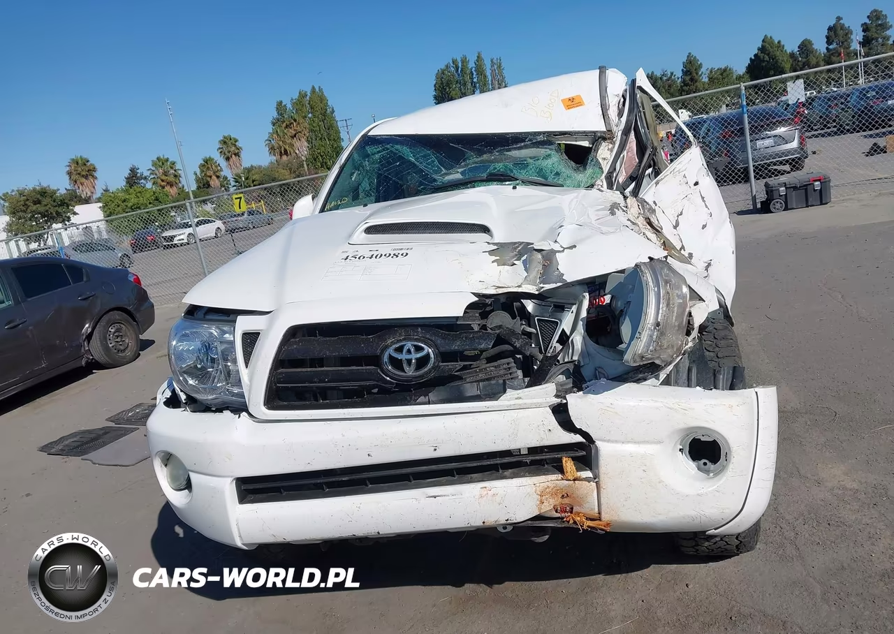 2011 Toyota Tacoma Prerunner V6 VIN:3TMKU4HN3BM028220 - 12