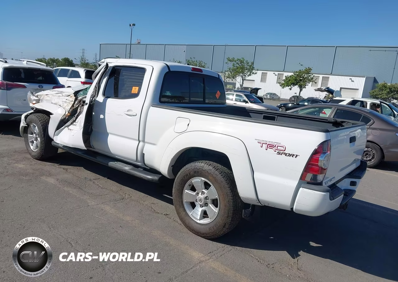 2011 Toyota Tacoma Prerunner V6 VIN:3TMKU4HN3BM028220 - 3