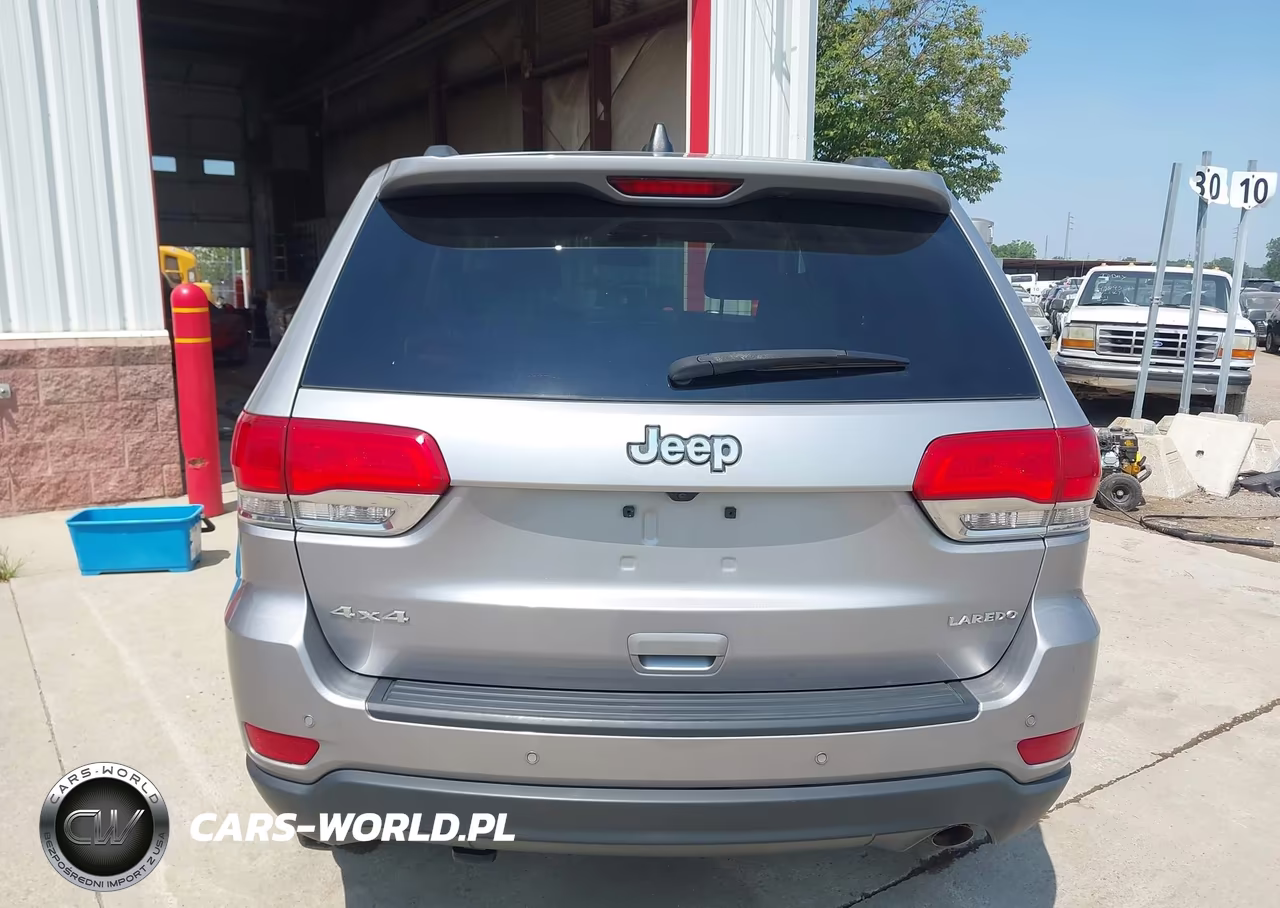2019 Jeep Grand Cherokee Laredo E 4X4 VIN:1C4RJFAGXKC837004 - 17