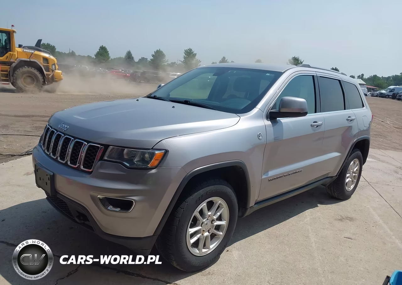2019 Jeep Grand Cherokee Laredo E 4X4 VIN:1C4RJFAGXKC837004 - 2