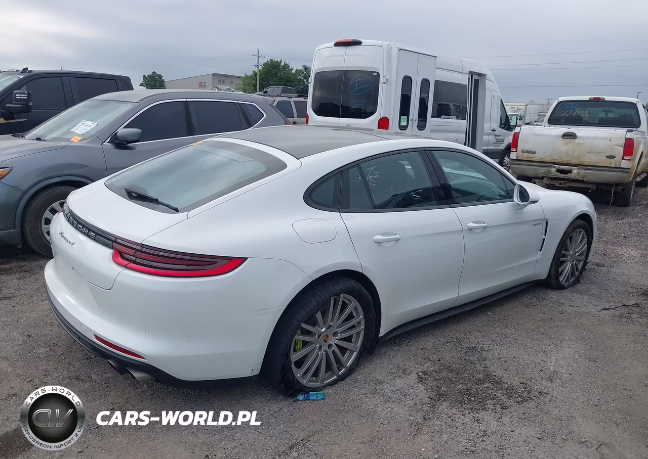 2019 Porsche Panamera E-Hybrid 4 VIN:WP0AE2A75KL123369 - 4