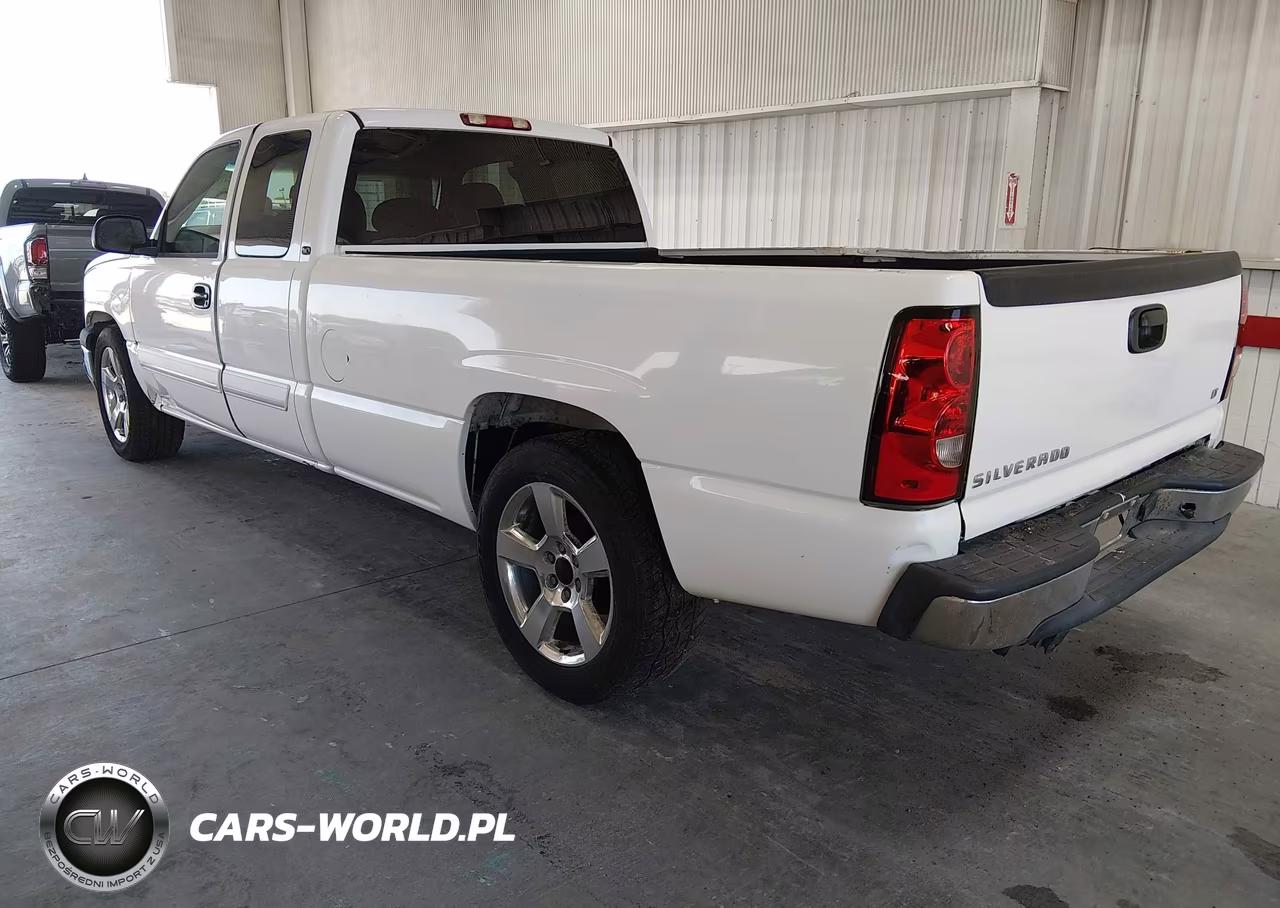 2003 Chevrolet Silverado 1500 Ls VIN:1GCEC19T23E271780 - 3