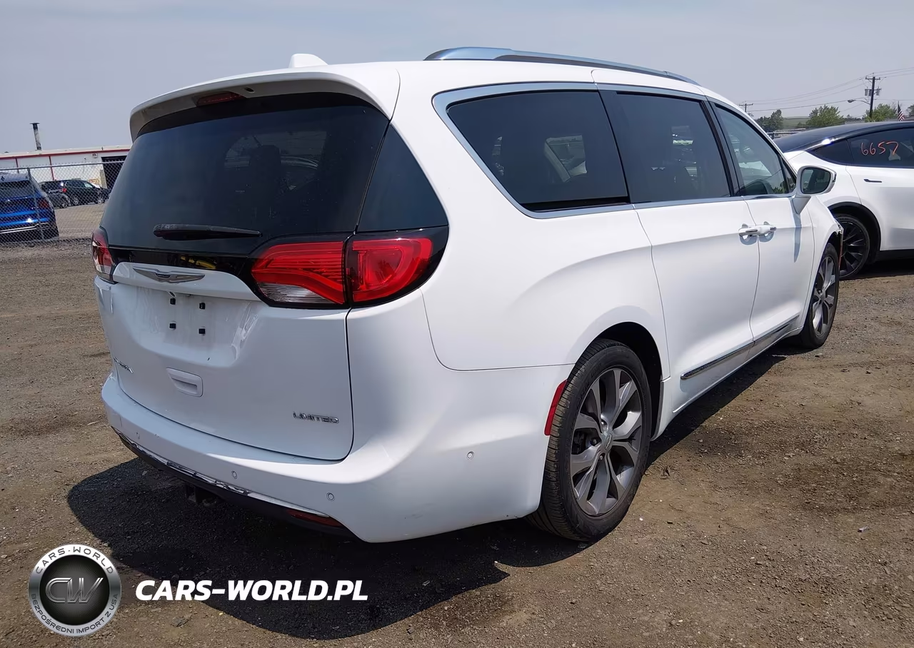 2019 Chrysler Pacifica Limited VIN:2C4RC1GG7KR577222 - 4