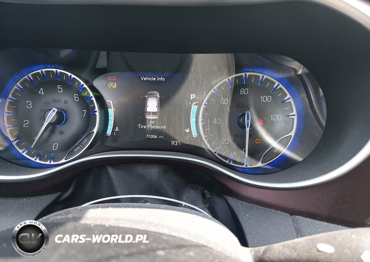 2019 Chrysler Pacifica Limited VIN:2C4RC1GG7KR577222 - 7