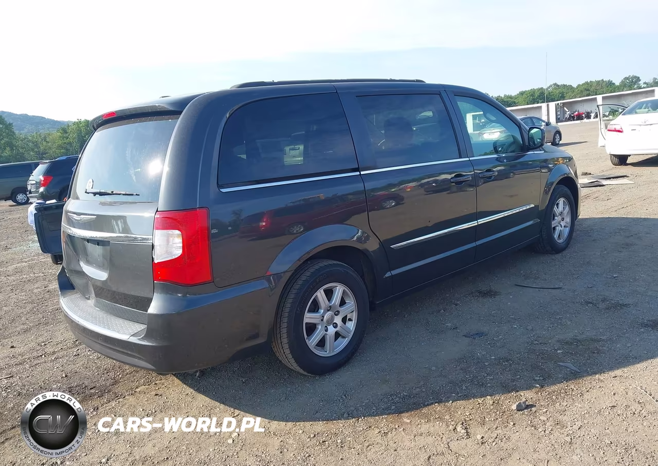 2012 Chrysler Town & Country Touring VIN:2C4RC1BG2CR375039 - 4