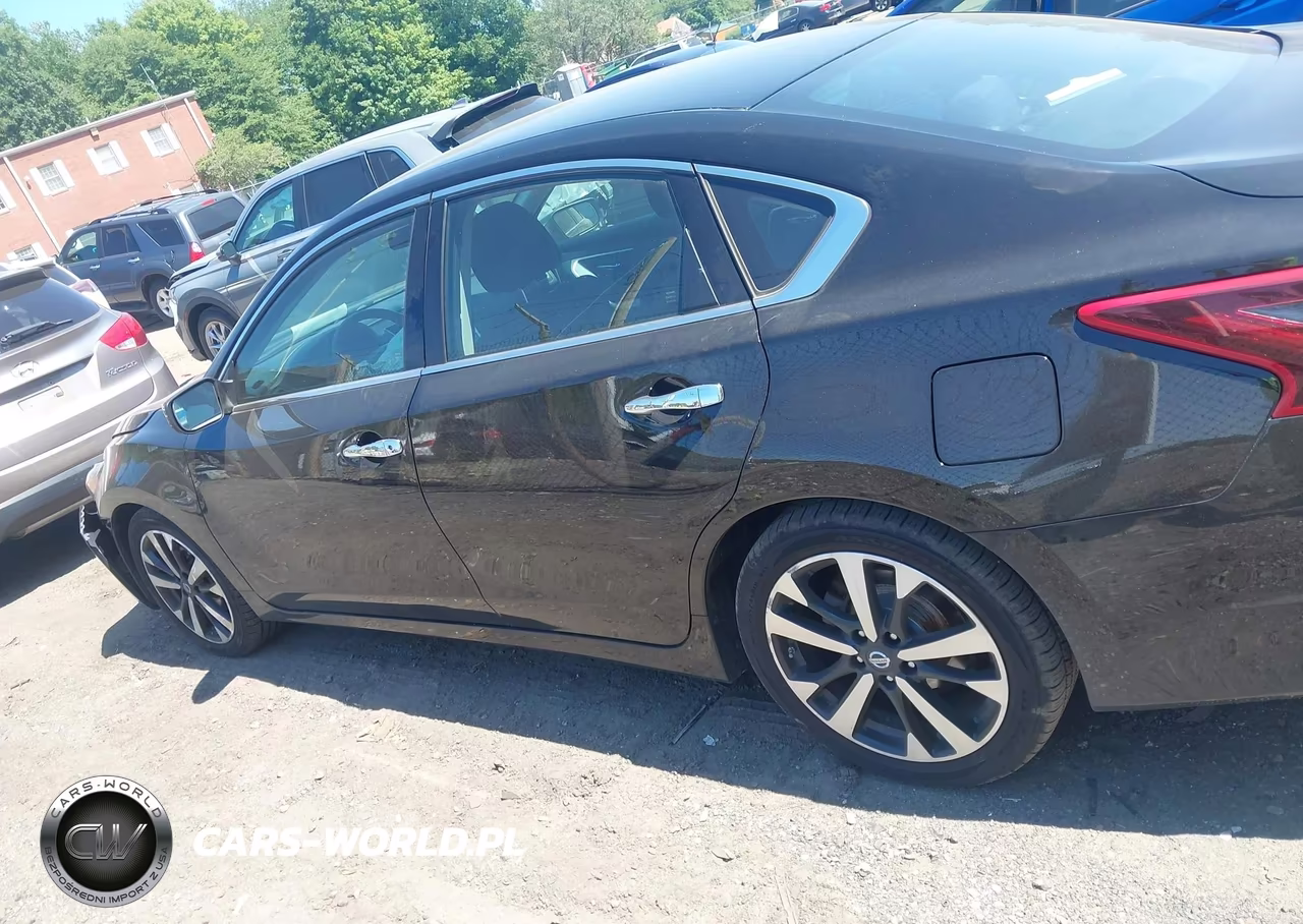 2018 Nissan Altima 2.5 Sr VIN:1N4AL3AP3JC114377 - 13