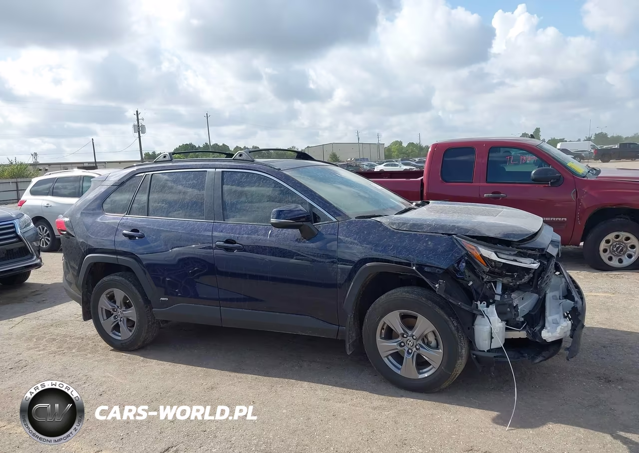 2024 Toyota Rav4 Hybrid Xle VIN:2T3RWRFVXRW208411 - 13