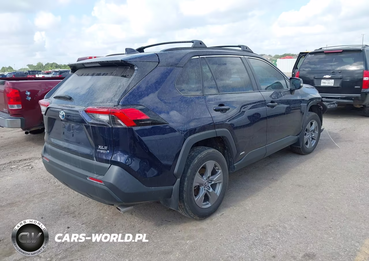 2024 Toyota Rav4 Hybrid Xle VIN:2T3RWRFVXRW208411 - 4