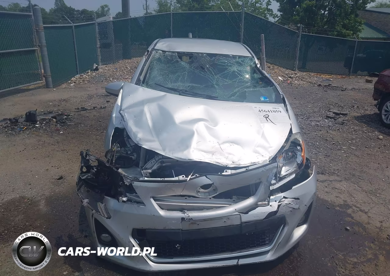 2013 Toyota Yaris Se VIN:JTDKTUD31DD571765 - 12
