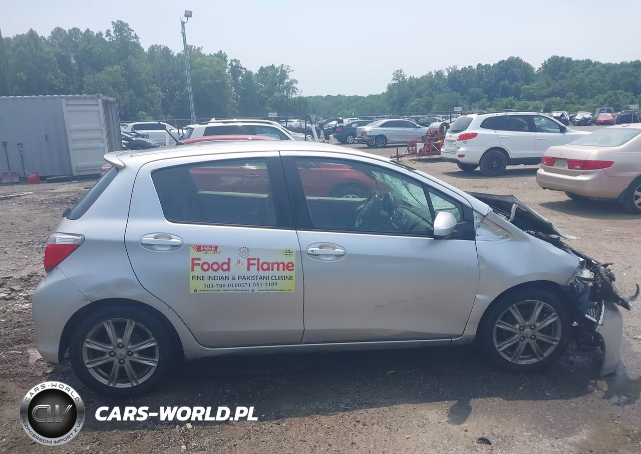 2013 Toyota Yaris Se VIN:JTDKTUD31DD571765 - 13
